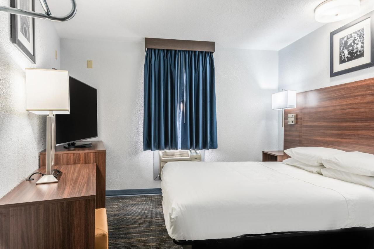 Americas Best Value Inn Searcy Exterior photo