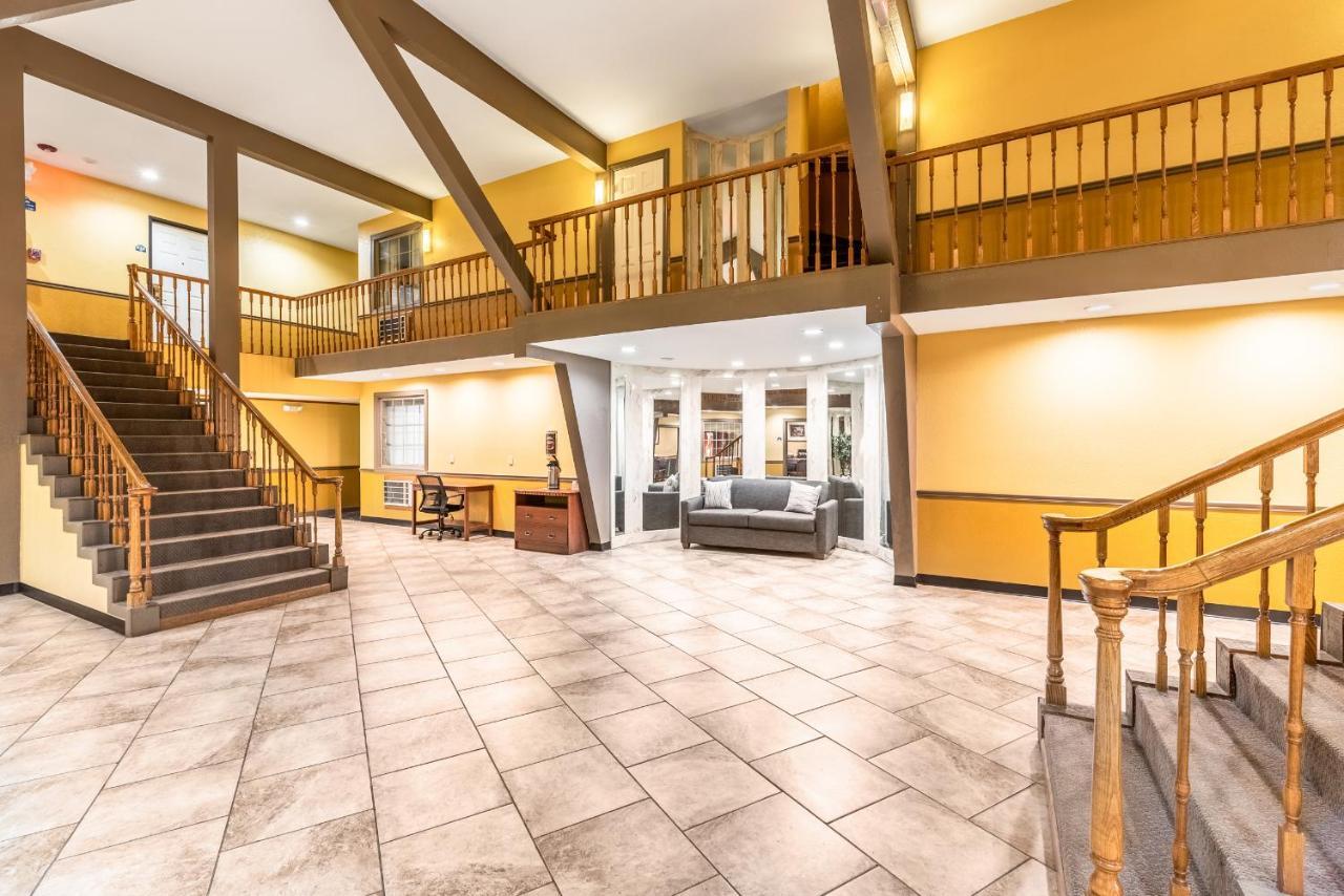 Americas Best Value Inn Searcy Exterior photo